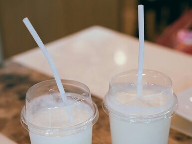 Miniatura: Te popularne napoje pijemy od lat. Mają...