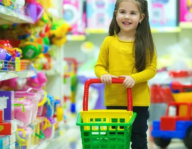 Miniatura: Podawanie dziecku kodu BLIK? Regulaminy...