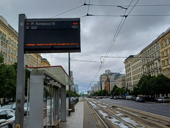 Nie jeżdżą tramwaje, ani autobusy