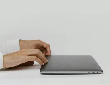 Miniatura: Prawo do bycia offline. Co na to polskie...