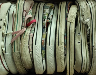 Miniatura: Stare buty nie mogą trafić do odpadów...