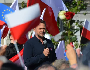 Miniatura: Ile zarabia Rafał Trzaskowski? Podwyżki z...
