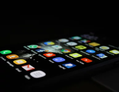 Miniatura: Data ważności smartfona. Lepiej to...