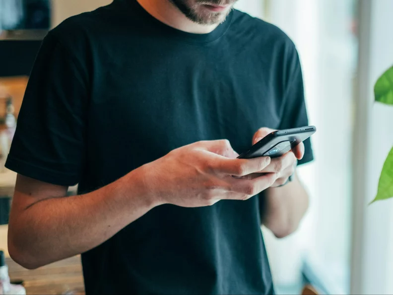Miniatura: Wyłączać Wi-Fi w telefonie po wyjściu z...