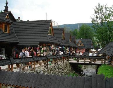 Miniatura: Dodatkowe opłaty w weekendy i święta w...