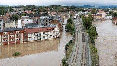 Miniatura: Oszuści czyhają na powodzian. Żądają...