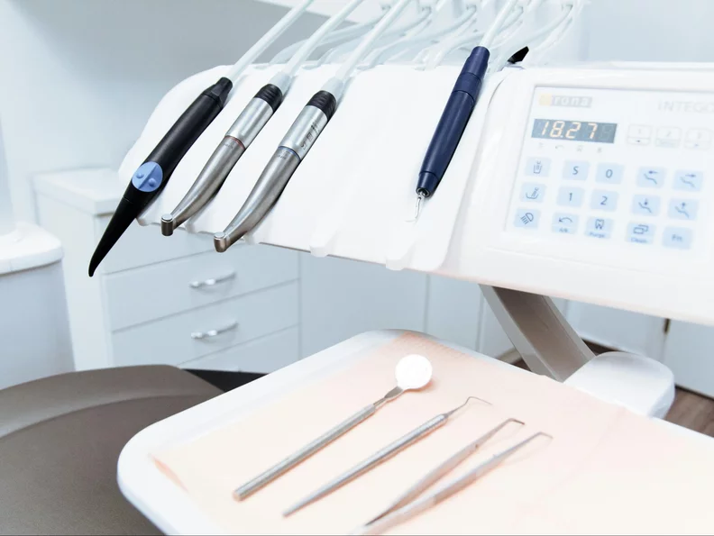Miniatura: Do dentysty na NFZ?  Te zabiegi...