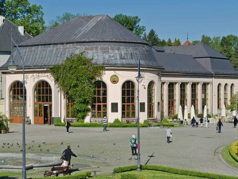 Miniatura: Więcej za sanatorium. Nowy sezon...